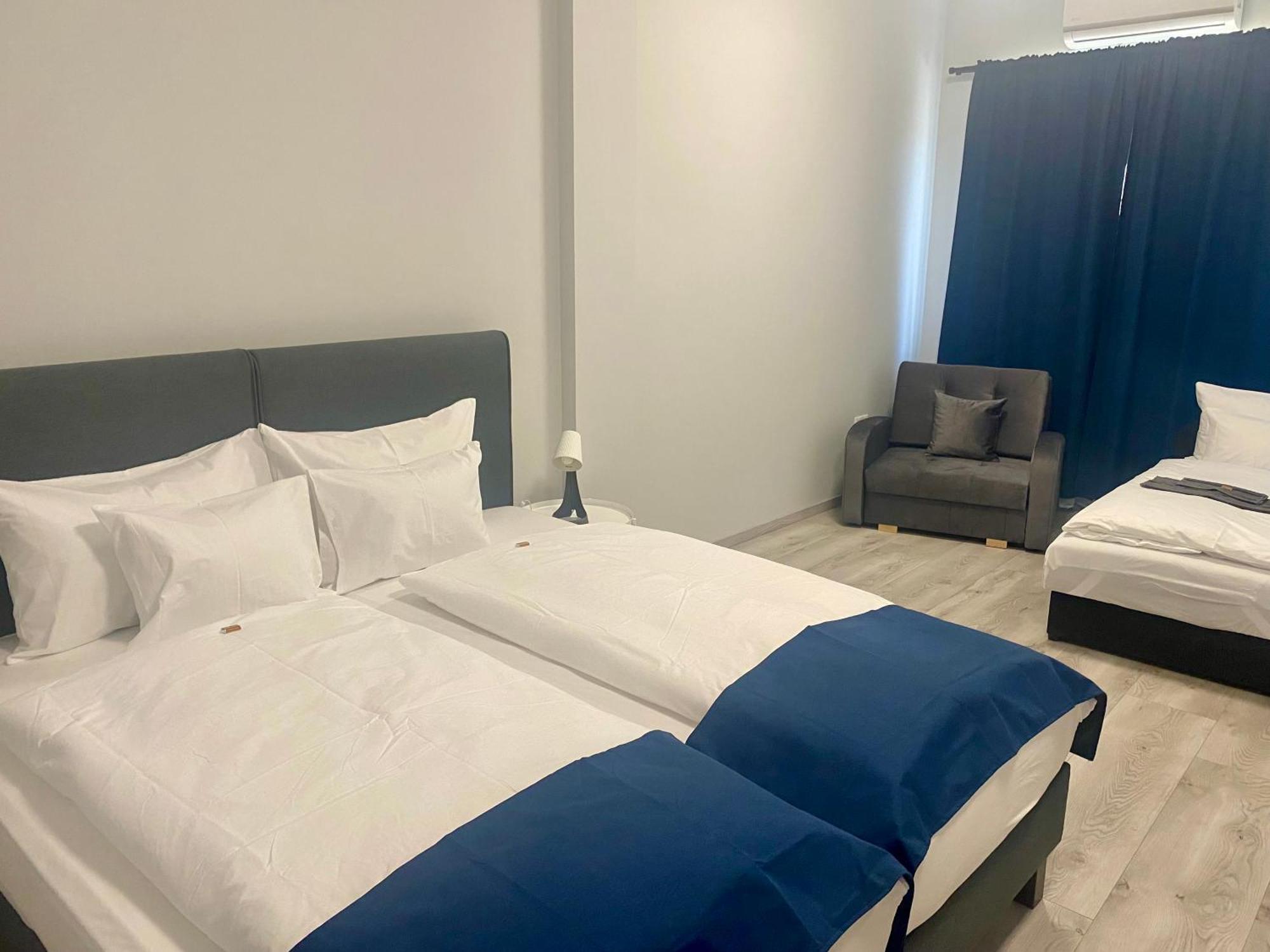 Bed and Breakfast Vecsesi Rendezvenykoezpont Es Panzio Zewnętrze zdjęcie